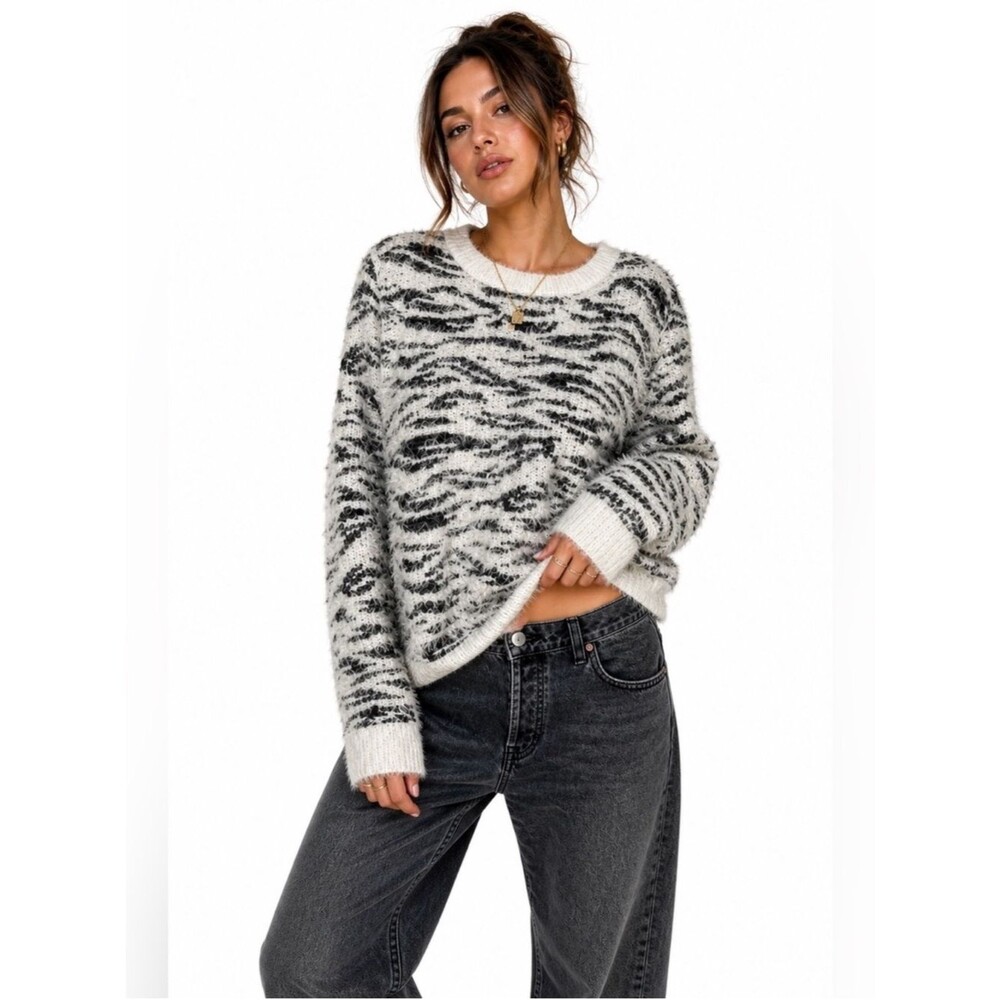 Mudd Black and White Zebra-Pattern Crewneck Sweater